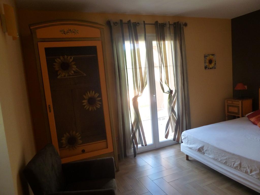 Domaine De Flo Adult A Partir De 16 Ans Bed and Breakfast Saint-Jean-de-la-Blaquiere Εξωτερικό φωτογραφία
