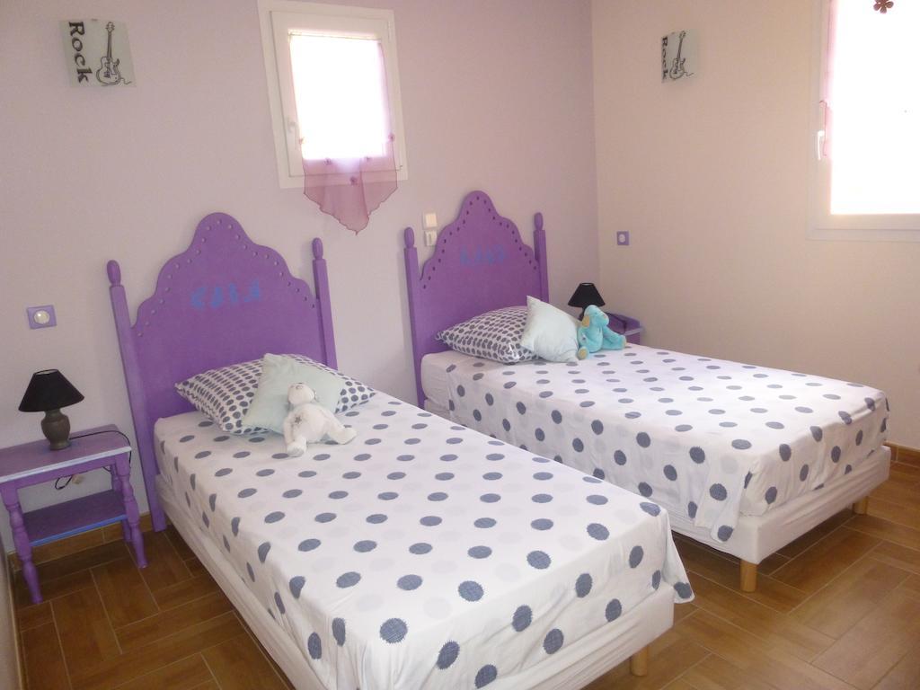 Domaine De Flo Adult A Partir De 16 Ans Bed and Breakfast Saint-Jean-de-la-Blaquiere Δωμάτιο φωτογραφία