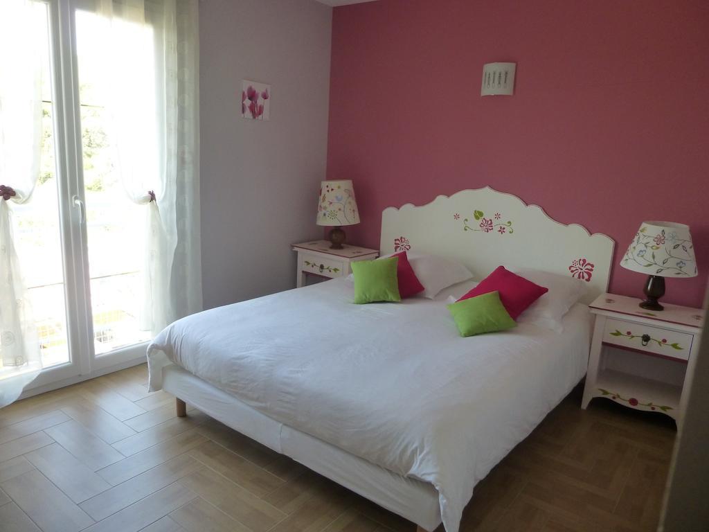 Domaine De Flo Adult A Partir De 16 Ans Bed and Breakfast Saint-Jean-de-la-Blaquiere Δωμάτιο φωτογραφία